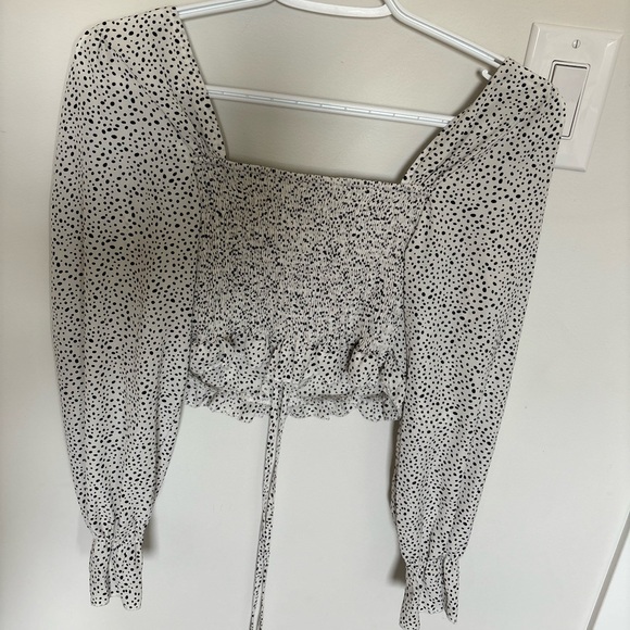 Adjustable front tie top - Picture 5 of 5